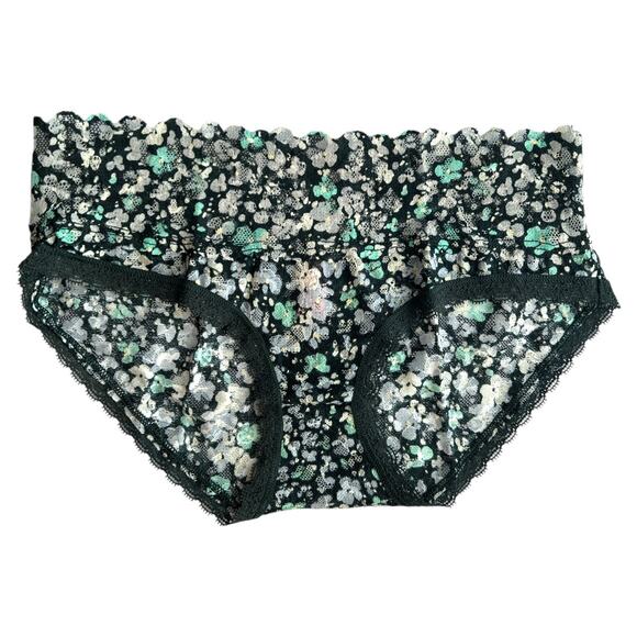 LOT 3 VICTORIA'S SECRET Floral Lace Hip hugger Panty w/ Tags, XS - Picture 3 of 9